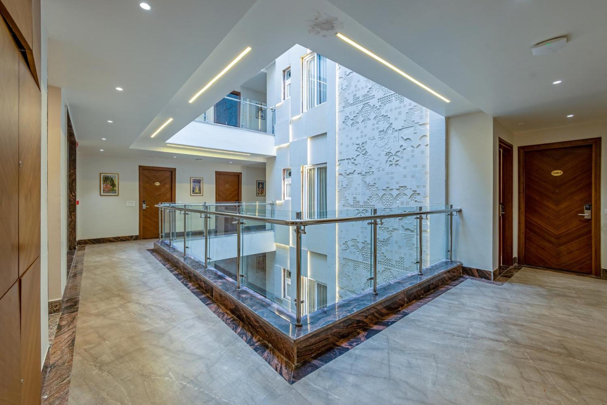 Hotel Ginger Palace Delhi Airport New Delhi Exterior photo